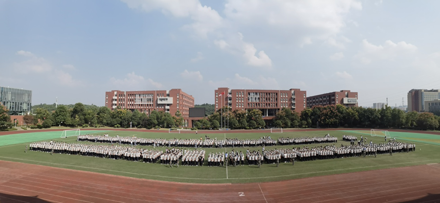 超燃,湖南工贸技师学院军训大片震撼上映!