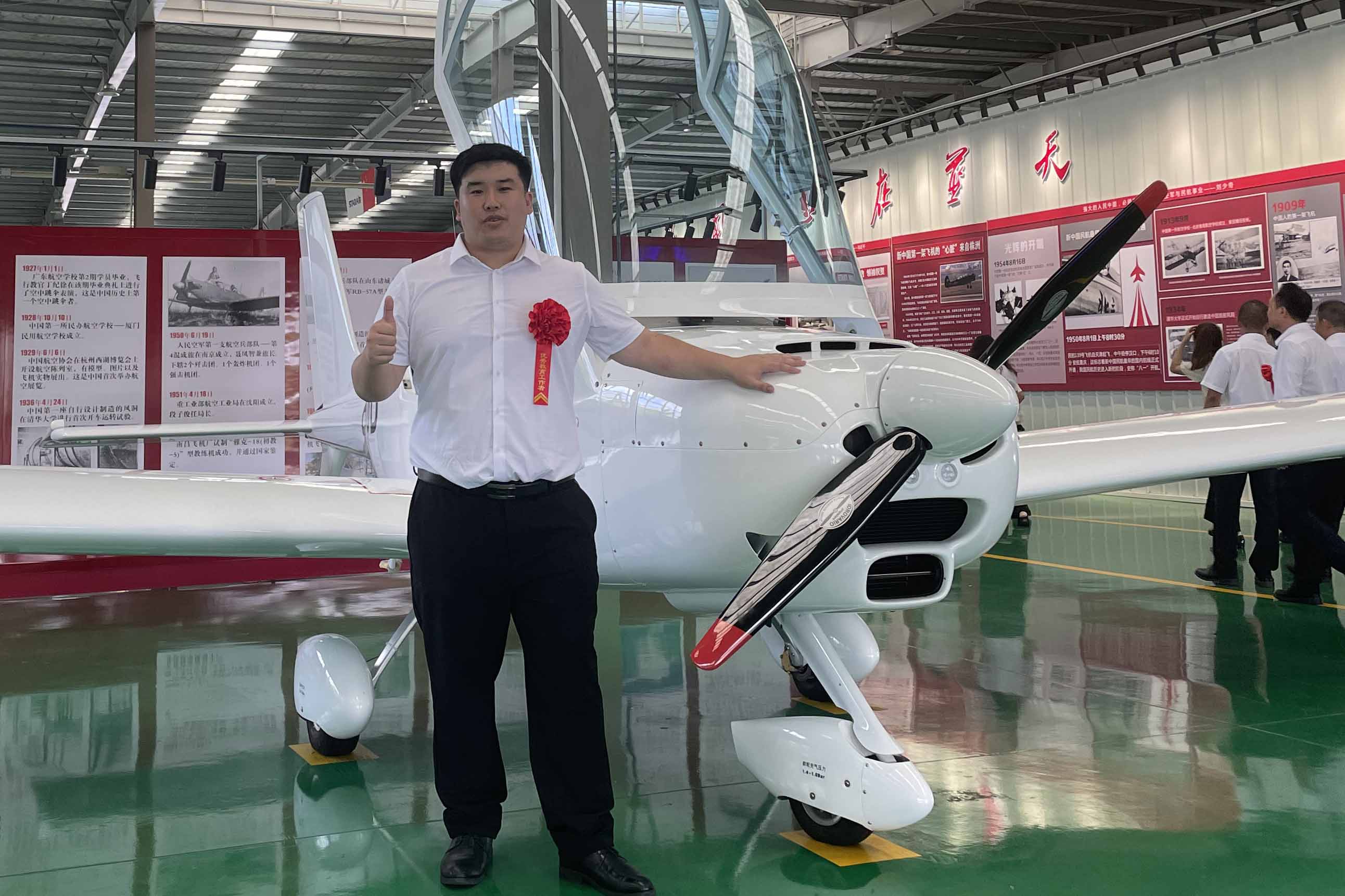 祝贺!学院教师谭澄洋荣获“株洲市教书育人优秀奖”