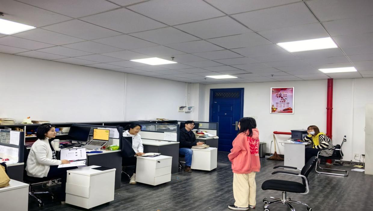 助力求职路,点亮未来之光——经贸物流系物流专业开展“学生就业面试模拟”教研活动