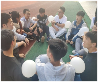 帮扶往实里走,师生从心底连建筑装饰系党支部开展“共聚阳光、助力心语”志愿者活动